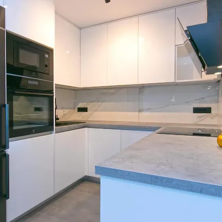 Apartmani Kika * Brela
