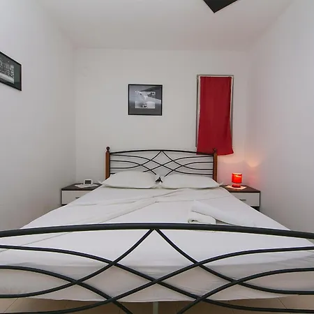 Apartman Apartmani Kika Brela